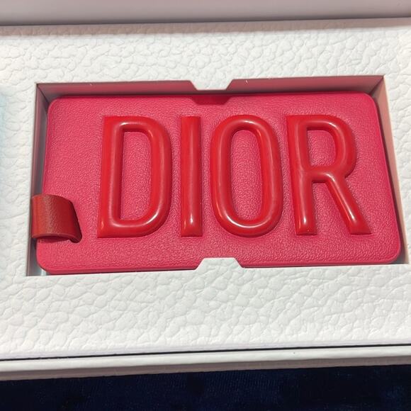 Dior Lipstick 999 Nail Polish 999 and Luggage Tag gift set in Box - Picture 3 of 3